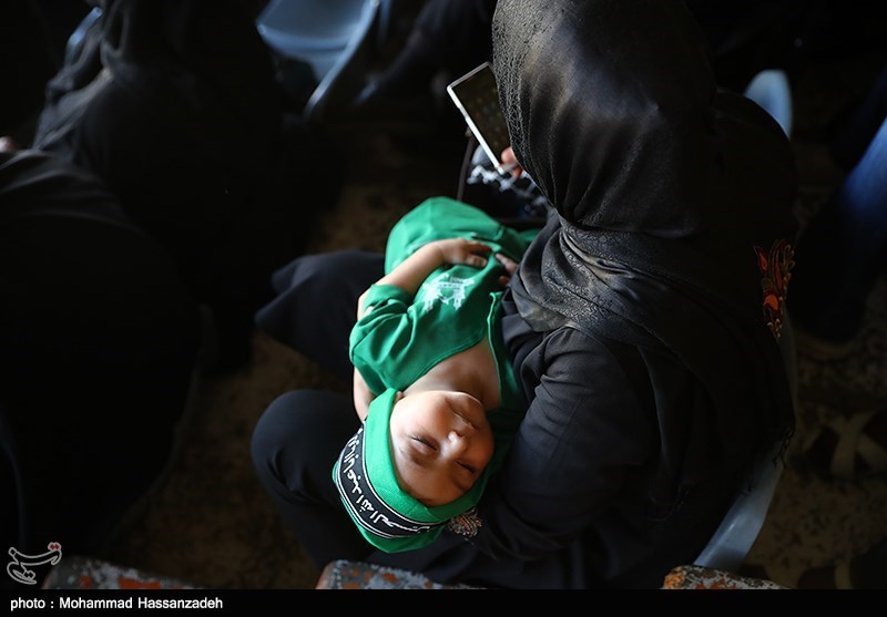 همایش شیرخوارگان حسینی در استادیوم آزادی
