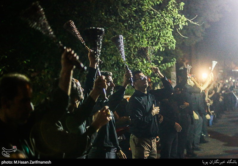 دسته عزاداری هیات چهارده معصوم به مناسبت هفتم شهادت امام حسین(ع)