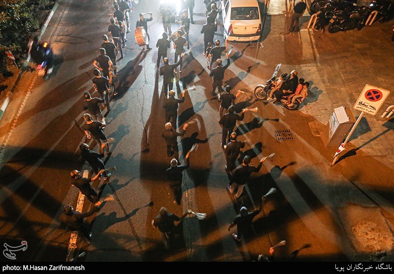 دسته عزاداری هیات چهارده معصوم به مناسبت هفتم شهادت امام حسین(ع)