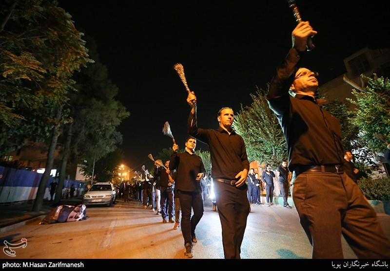 دسته عزاداری هیات چهارده معصوم به مناسبت هفتم شهادت امام حسین(ع)