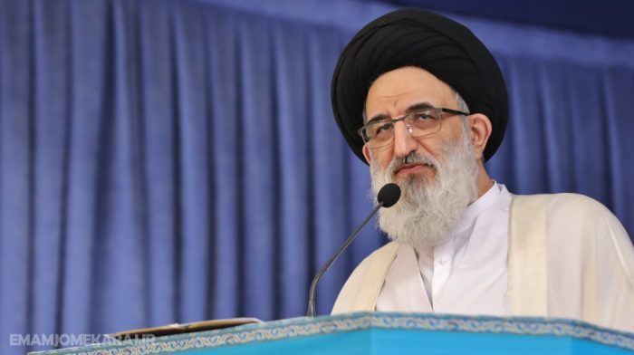 آیتالله حسینی همدانی در خطبههای نماز جمعه کرج: مسیر دولت خدمت به مردم و مستضعفین است آیتالله حسینی همدانی در خطبههای نماز جمعه کرج: مسیر دولت خدمت به مردم و مستضعفین است