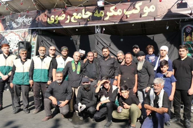 برپايي موكب اربعيني توسط خادمياران منطقه ١٤ تهران برپایی موکب اربعینی توسط خادمیاران منطقه ١۴ تهران