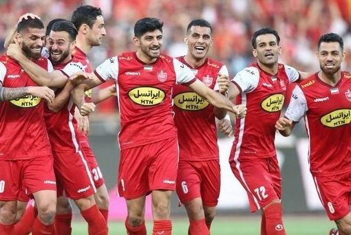 با پیروزی پرسپولیس و سپاهان سرنوشت قهرمانی به هفته آخر کشیده شد/ استقلال با قهرمانی خداحافظی کرد
